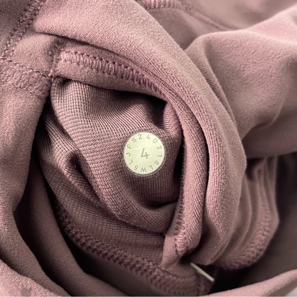 NTW Lululemon Align Pant II 25” - Picture 6 of 6